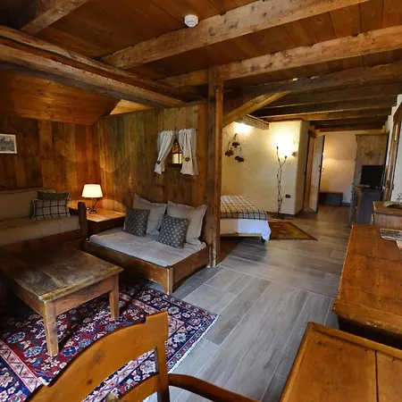 La Madonnina Del Gran Paradiso Wellness Hotel-2